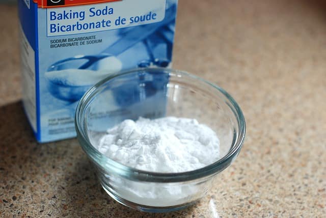 Baking soda for itchy skin
